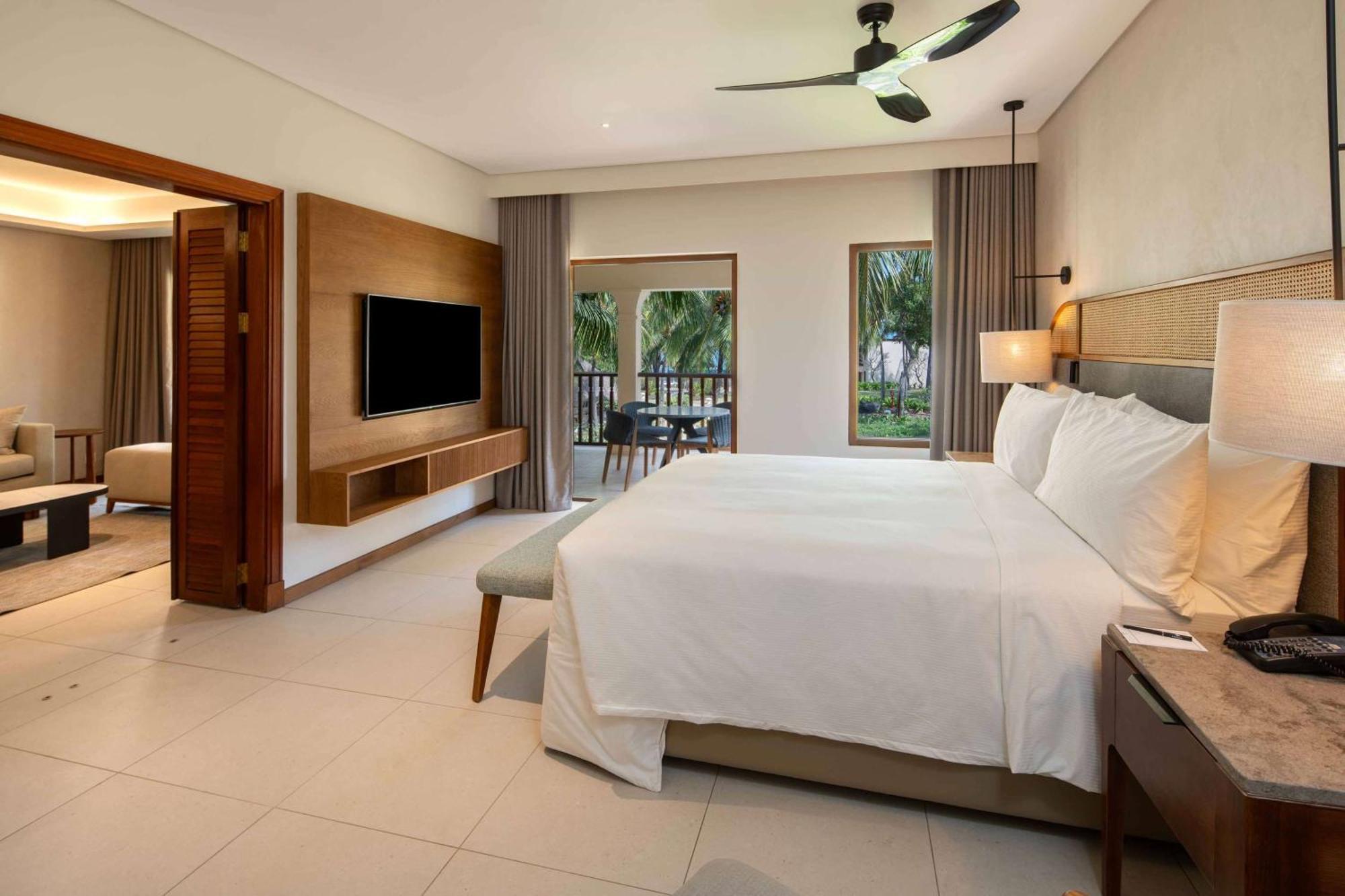 Hilton Mauritius Resort & Spa Flic en Flac Exterior photo