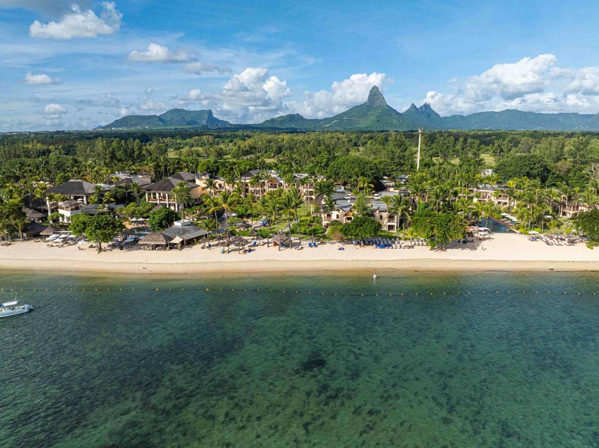 Hilton Mauritius Resort & Spa Flic en Flac Exterior photo